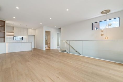 Photo of property in 55 Puihi Crescent, Massey, 0614