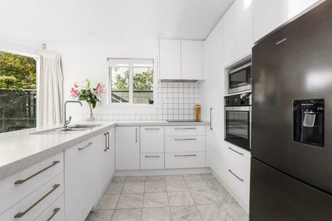 Photo of property in 1/34 Aikmans Road, Merivale, Christchurch, 8014