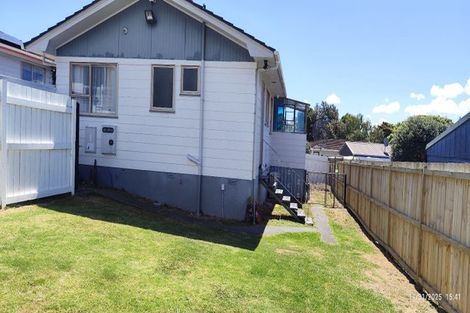 Photo of property in 1/9 Charntay Avenue, Clover Park, Auckland, 2019