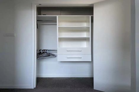 Photo of property in 26 Para Close, Fairview Heights, Auckland, 0632