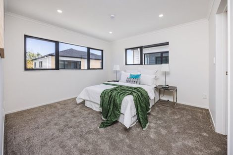 Photo of property in 16c Friesian Drive, Mangere, Auckland, 2022