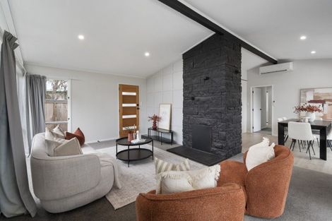 Photo of property in 9 Abraham Crescent, Milson, Palmerston North, 4414