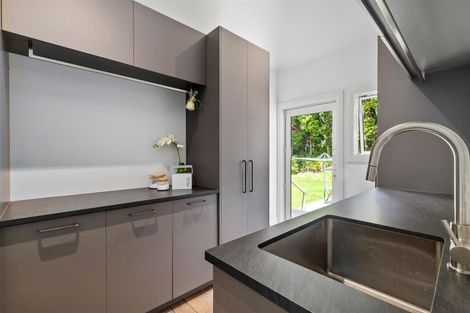 Photo of property in 394 Whitmore Road, Tawharanui Peninsula, Warkworth, 0986