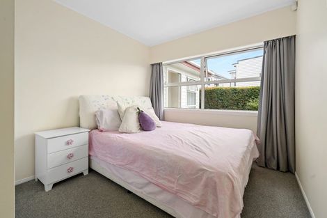 Photo of property in 1/17 Markham Place, Bucklands Beach, Auckland, 2012