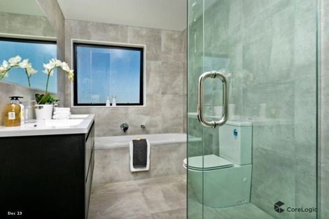 Photo of property in 32a Newhaven Terrace, Mairangi Bay, Auckland, 0630