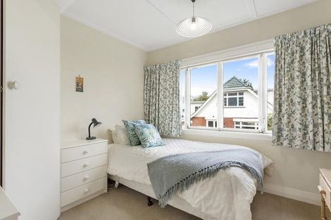 Photo of property in 5 Bruce Street, Roslyn, Dunedin, 9011