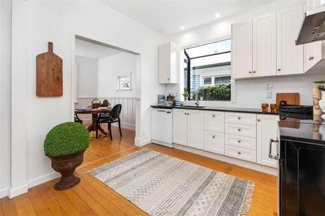 Photo of property in 44 Perry Street, Papanui, Christchurch, 8053