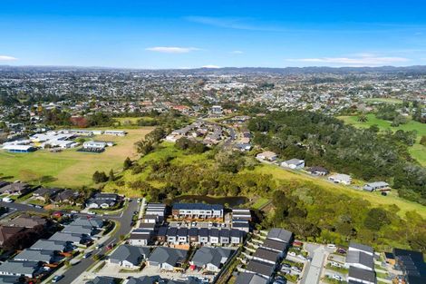 Photo of property in 132 Tiriwa Drive, Massey, Auckland, 0614