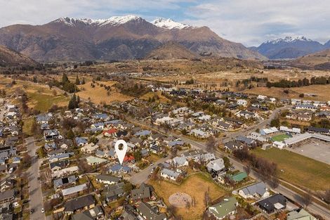 Photo of property in 11 Elva Dawson Place, Arrowtown, 9302
