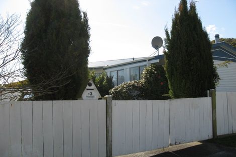 Photo of property in 43 Antrim Crescent, Wainuiomata, Lower Hutt, 5014