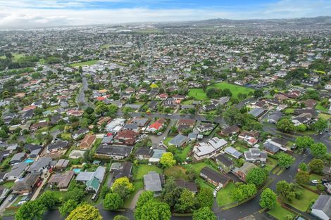 Photo of property in 9 Sikkim Crescent, Clover Park, Auckland, 2019