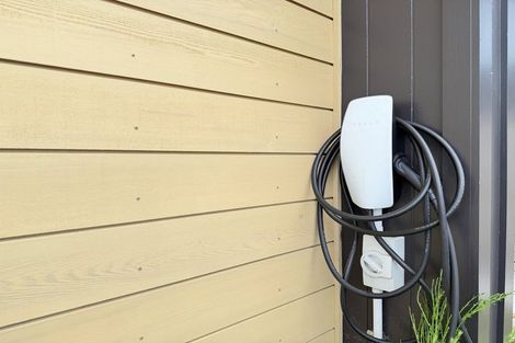 Photo of property in 2 Te Ara O Papatahi, Wainuiomata, Lower Hutt, 5014