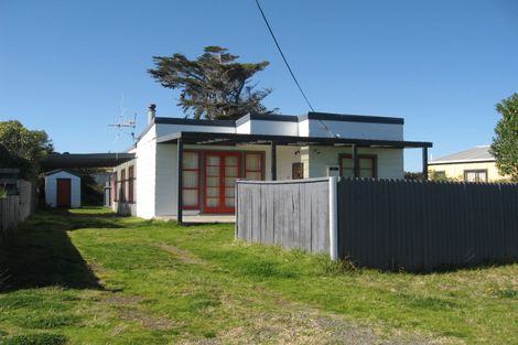 Photo of property in 15 Rangitane Street, Himatangi Beach, Foxton, 4891