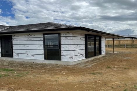 Photo of property in 3 Bianca Crescent, Stratford, 4332