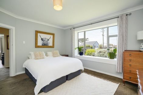 Photo of property in 25 Burrows Street, Bluff, 9814