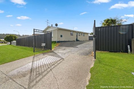 Photo of property in 93 Dunbeath Crescent, Kew, Invercargill, 9812