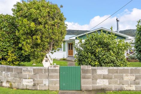 Photo of property in 70 Wood Street, Wainuiomata, Lower Hutt, 5014