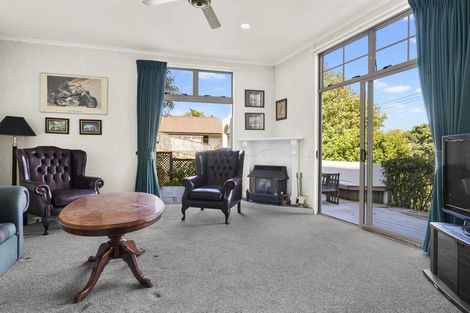 Photo of property in 1/10 Norman Road, Hauraki, Auckland, 0622