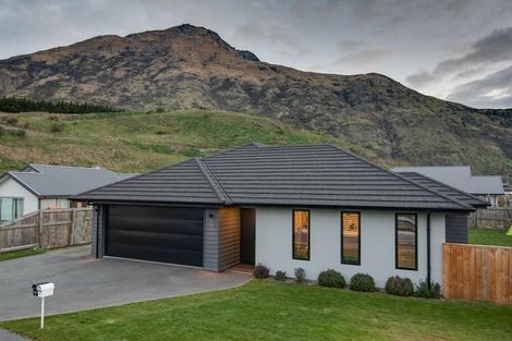 Photo of property in 26 Risinghurst Terrace, Lower Shotover, Queenstown, 9304