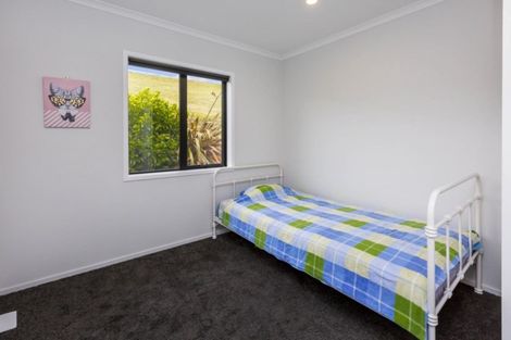 Photo of property in 51 Percy Kinsman Crescent, Riverstone Terraces, Upper Hutt, 5018
