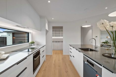 Photo of property in 5 Ferbane Way, Halswell, Christchurch, 8025