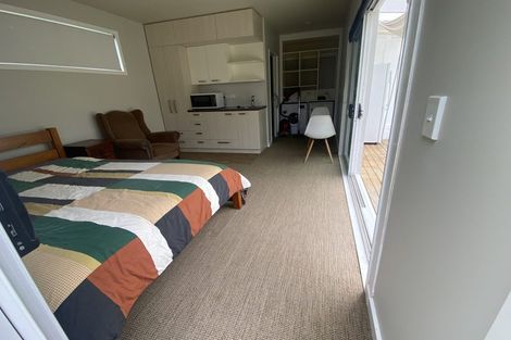 Photo of property in 25 County Road, Torbay, Auckland, 0630