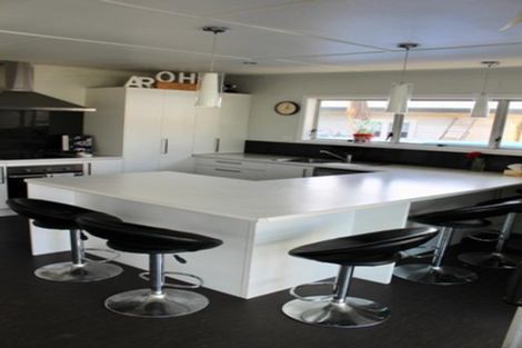 Photo of property in 8 Vardon Road, St Andrews, Hamilton, 3200