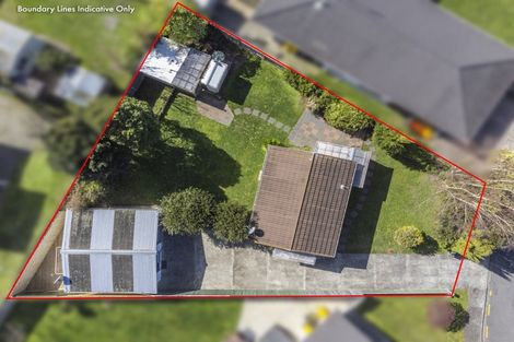 Photo of property in 22 Atarau Grove, Paraparaumu, 5032