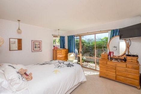 Photo of property in 67 Nimmo Avenue East, Waikanae, 5036