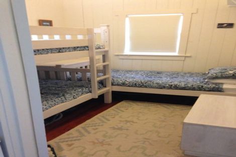 Photo of property in 27 Bournemouth Terrace, Murrays Bay, Auckland, 0630