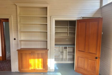 Photo of property in 12 Fairview Crescent, Kelburn, Wellington, 6012