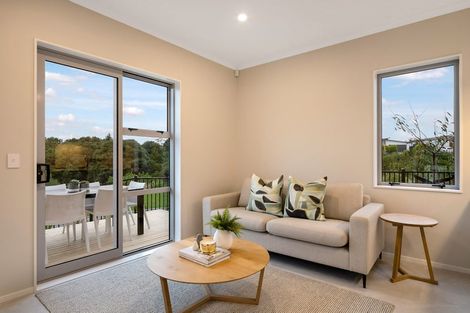 Photo of property in 33 Barrel Crescent, Swanson, Auckland, 0614