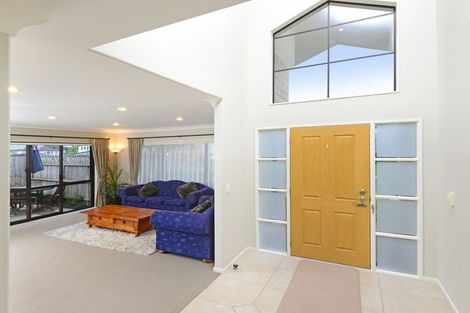 Photo of property in 9 Dunoon Close, Flat Bush, Auckland, 2016