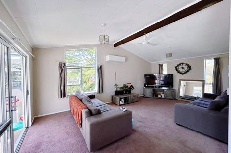 Photo of property in 2 Hatea Place, Dinsdale, Hamilton, 3204