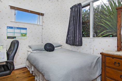 Photo of property in 1 Whimp Avenue, Onerahi, Whangarei, 0110