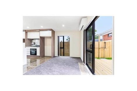 Photo of property in 3/15 Totara Road, Manurewa, Auckland, 2102