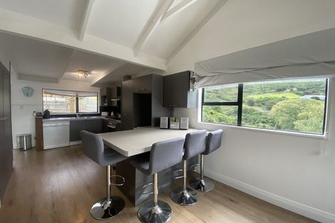 Photo of property in 18 Webster Place, Picton, 7220