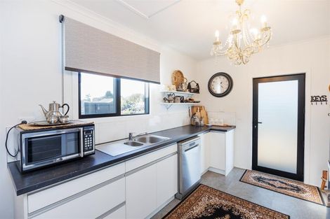 Photo of property in 20 Ngareta Street, Marton, 4710