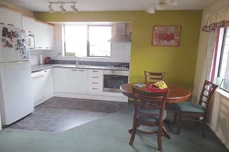 Photo of property in 19a Northcote Road, Northcote, Christchurch, 8052