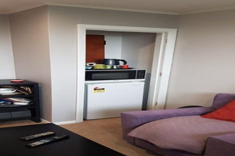 Photo of property in 20-22 Sievers Grove, Cannons Creek, Porirua, 5024