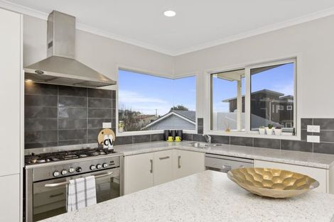 Photo of property in 233b Dickson Road, Papamoa Beach, Papamoa, 3118