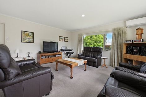 Photo of property in 15 Teal Place, Pyes Pa, Tauranga, 3112