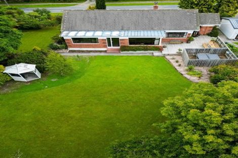 Photo of property in 72 Parsonage Road, Waimate, 7978