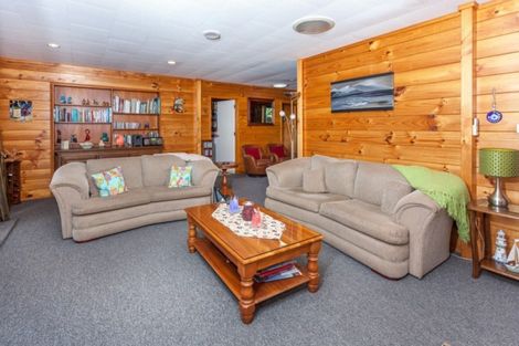 Photo of property in 244 Cook Drive, Whitianga, 3510