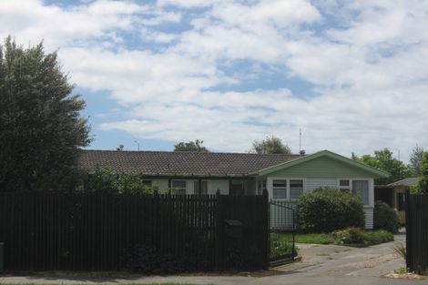 Photo of property in 22 Ian Place, Bishopdale, Christchurch, 8053