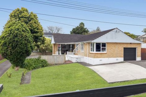 Photo of property in 11 Tampin Road, Hillpark, Auckland, 2102