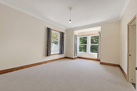 Photo of property in 123a Glenmore Street, Kelburn, Wellington, 6012