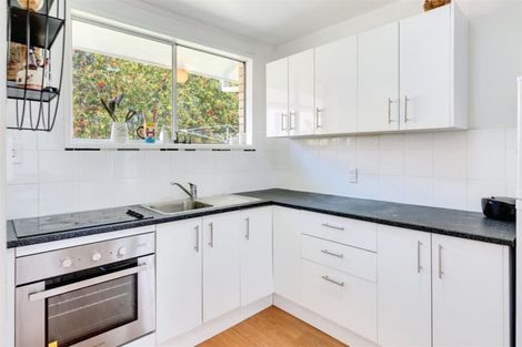 Photo of property in 5/117 Astley Avenue, New Lynn, Auckland, 0600