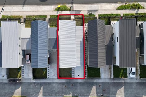 Photo of property in 11 Farranfore Road, Opaheke, Papakura, 2113