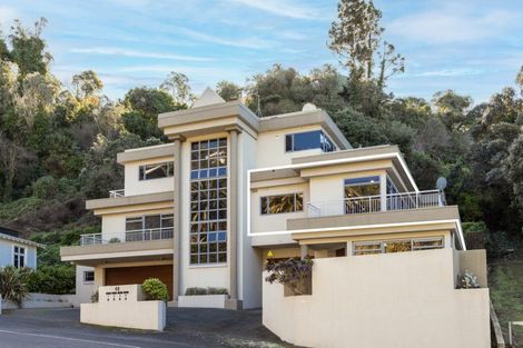 Photo of property in 3/48 Coote Road, Bluff Hill, Napier, 4110